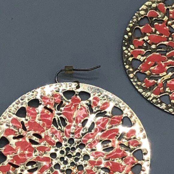 Round big graphic design set 2 gold pink earrings pierced dangle embossed READ - Picture 9 of 10